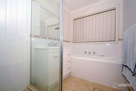 Property photo of 2/38 Erskine Drive Rowville VIC 3178