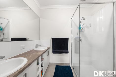 Property photo of 5 Shipwright Parade Werribee VIC 3030