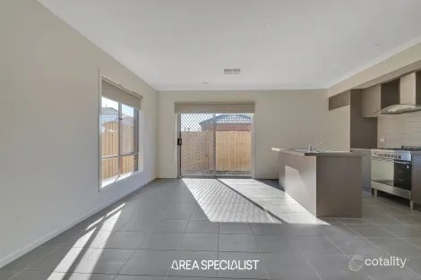 Property photo of 9 Dev Terrace Rockbank VIC 3335