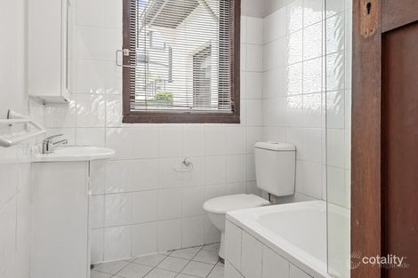 Property photo of 2/12 Clifford Avenue Fairlight NSW 2094