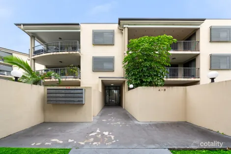 Property photo of 12/6 Omeo Street Macgregor QLD 4109