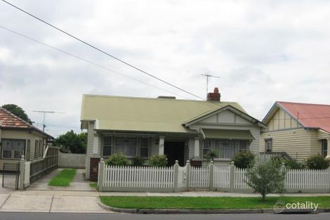 28 Woods St, Newport, VIC 3015