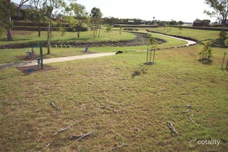 Property photo of 6 Belle Eden Drive Ashfield QLD 4670