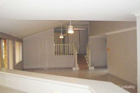 Property photo of 9 Santolina Place Sinnamon Park QLD 4073