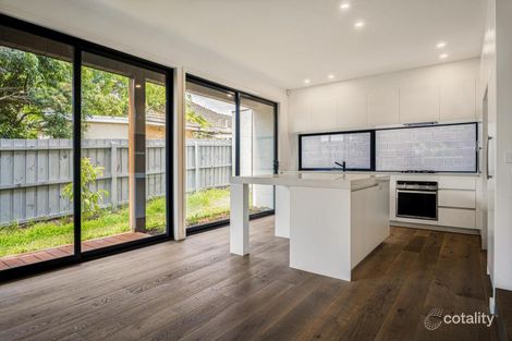 Property photo of 2/18 Kawarren Street Balwyn North VIC 3104