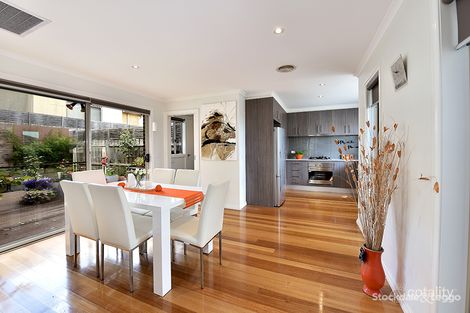 Property photo of 2/33 Riddell Street Westmeadows VIC 3049