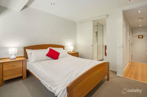 Property photo of 19 Mary Street North Melbourne VIC 3051