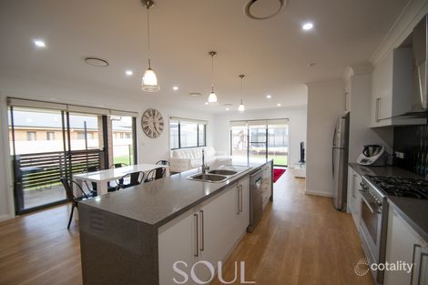 Property photo of 32 Hillam Drive Griffith NSW 2680