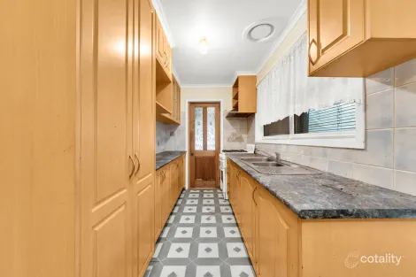 Property photo of 14 Ventnor Crescent Coolaroo VIC 3048