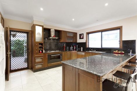 Property photo of 38 Hutchins Circuit Bundoora VIC 3083