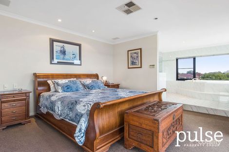 Property photo of 1 Jennifer Way Rossmoyne WA 6148