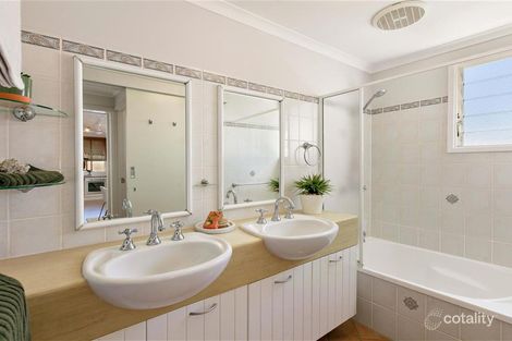 Property photo of 324 Draper Street Parramatta Park QLD 4870