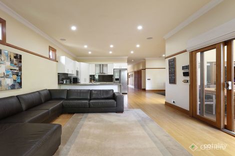 Property photo of 8 Phillip Street Bentleigh VIC 3204