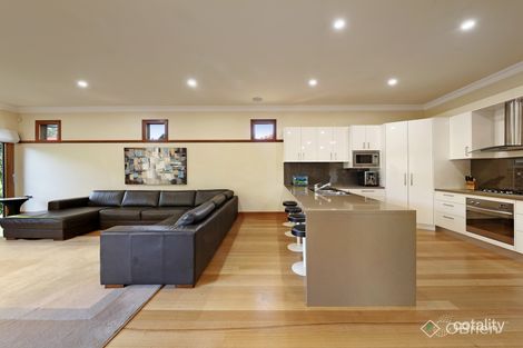 Property photo of 8 Phillip Street Bentleigh VIC 3204