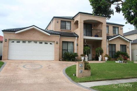 11 Goodenia Ct, Voyager Point, NSW 2172