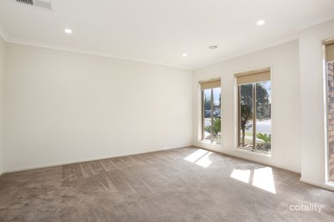 Property photo of 14 Clarafield Crescent Tarneit VIC 3029