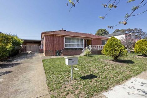 Property photo of 11 Macgillivray Street Yarralumla ACT 2600