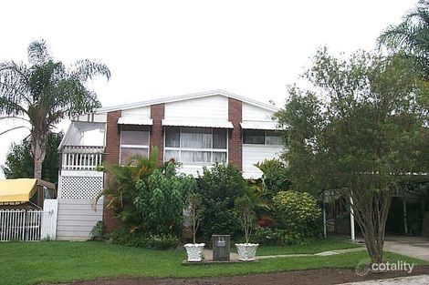 17 Petherbridge Ave, Merrimac, QLD 4226