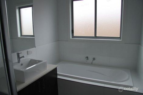 Property photo of 9 Elsmore Street Tarneit VIC 3029