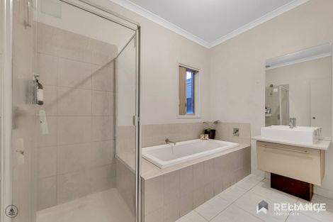 Property photo of 11 Camelot Drive Tarneit VIC 3029