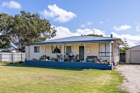 3 Hansen St, Seaspray, VIC 3851