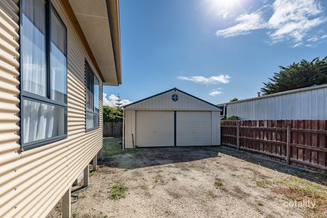 Property photo of 3 Hansen Street Seaspray VIC 3851
