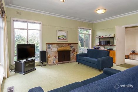 Property photo of 47 Hinkler Road Glen Waverley VIC 3150