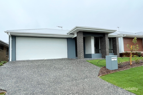Property photo of 33 Spruce Circuit Hillcrest QLD 4118