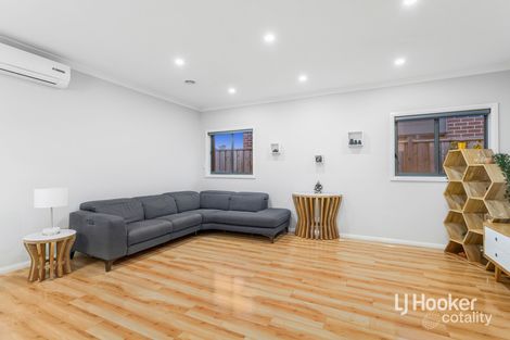 Property photo of 80 Kingsford Drive Point Cook VIC 3030