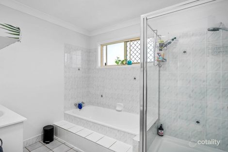 Property photo of 19 Arabian Close Yamanto QLD 4305