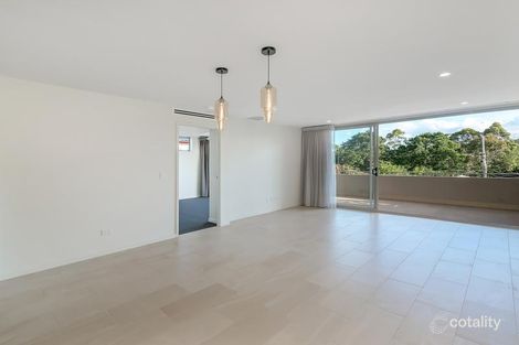 Property photo of 11/15 Roseglen Street Greenslopes QLD 4120