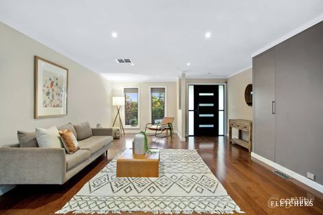 Property photo of 8 Damien Court Watsonia North VIC 3087