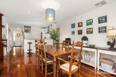 Property photo of 11 Persimmon Place Werribee VIC 3030