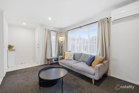 Property photo of 2/92 Mountain Gate Drive Ferntree Gully VIC 3156
