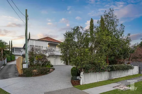 Property photo of 74 Boundary Road Camp Hill QLD 4152