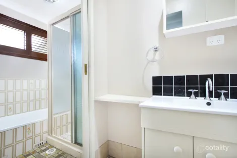 Property photo of 9/2-10 Compton Street Dapto NSW 2530