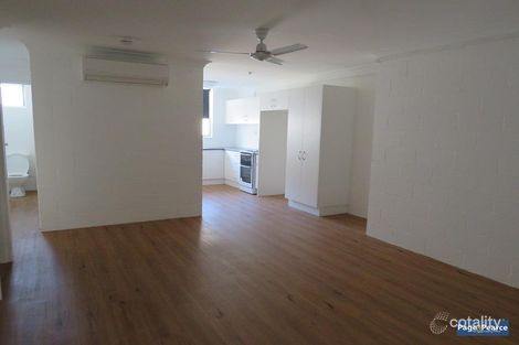 Property photo of 1/32 Carr Street Hermit Park QLD 4812