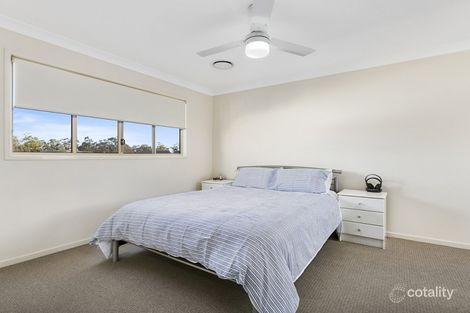 Property photo of 24/11 Tripcony Place Wakerley QLD 4154