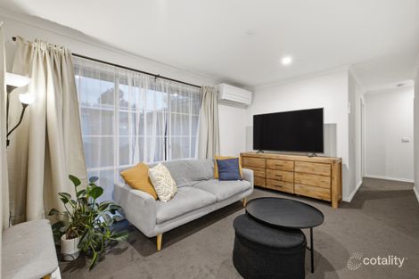 Property photo of 2/92 Mountain Gate Drive Ferntree Gully VIC 3156
