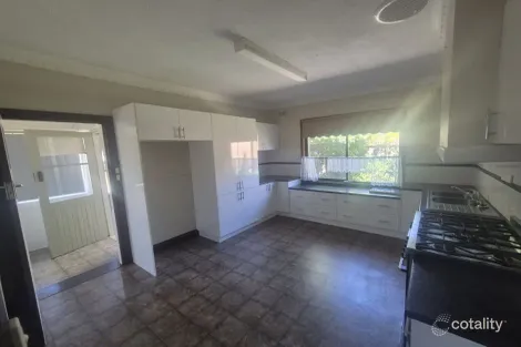 Property photo of 3 Mena Street Moe VIC 3825