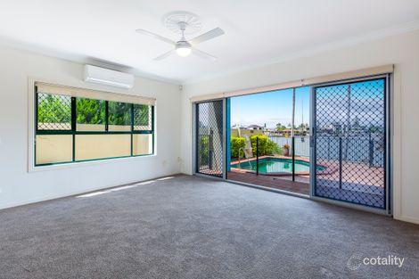 2/271 Stanhill Dr, Surfers Paradise, QLD 4217