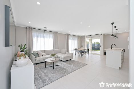 Property photo of 2 Tuff Way Piara Waters WA 6112