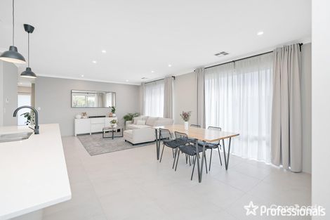 Property photo of 2 Tuff Way Piara Waters WA 6112