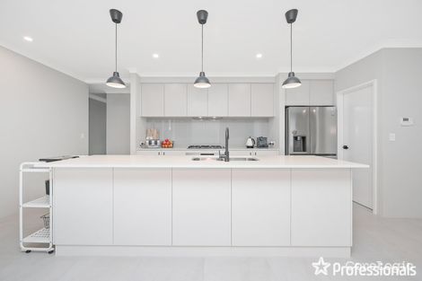 Property photo of 2 Tuff Way Piara Waters WA 6112