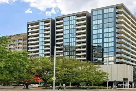 62/45 West Row, City, ACT 2601