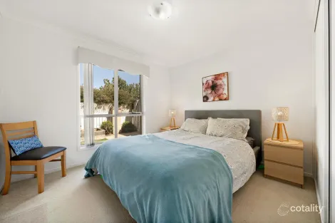 Property photo of 21 Jeff Snell Crescent Dunlop ACT 2615