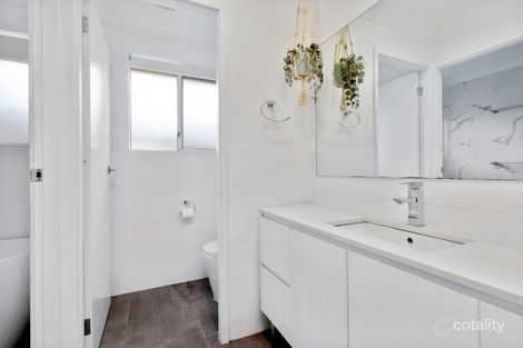 Property photo of 14 Stromeferry Crescent St Andrews NSW 2566