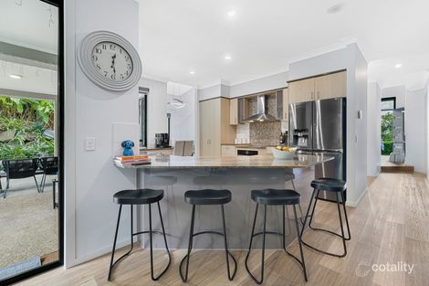 Property photo of 4 Beerwah Street Pacific Pines QLD 4211