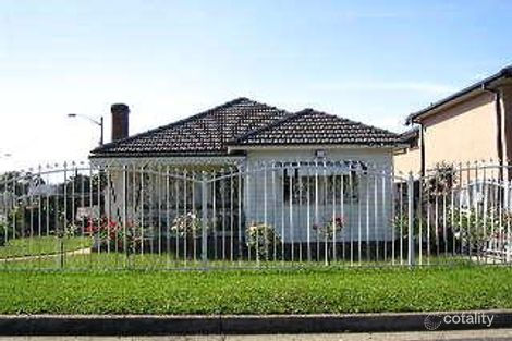10 Hedges St, Fairfield, NSW 2165