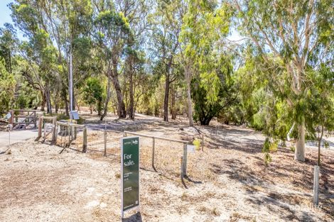 4 Terrigal Pl, Bouvard, WA 6211